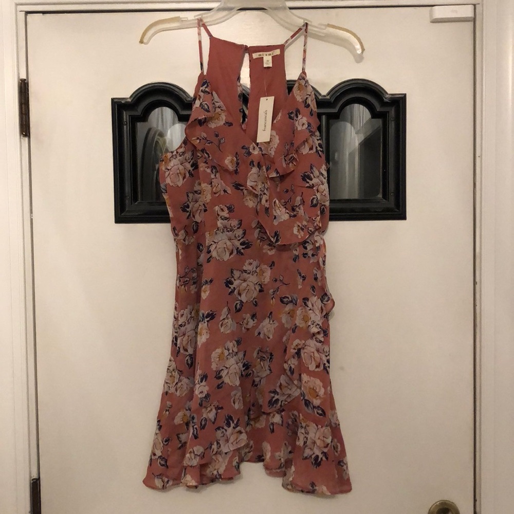 NWT Francesca’s floral ruffle mini dress